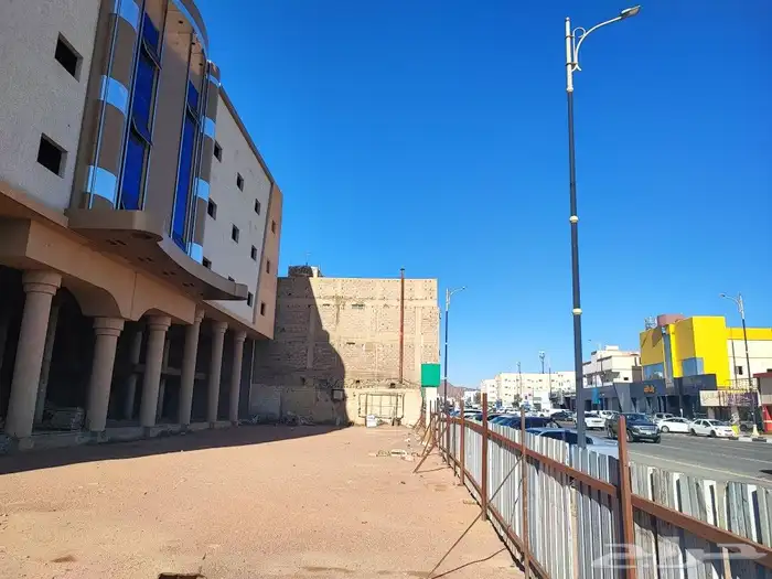 عماره كبيره غير مكتمله التشطيب للبيع سوم 13مليون 3