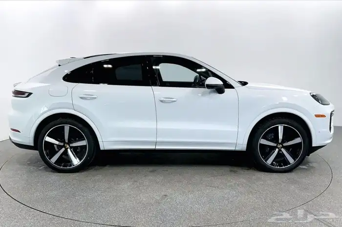 سيارة بورش كايين ابيض Porsche Cayenne AWD SUV موديل 2024 6