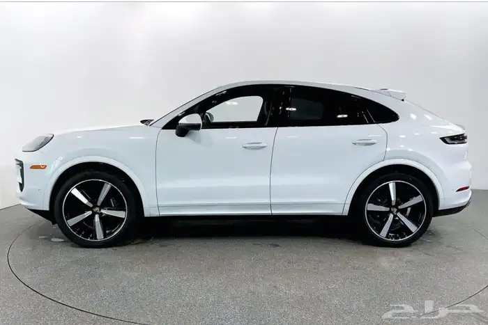 سيارة بورش كايين ابيض Porsche Cayenne AWD SUV موديل 2024 7