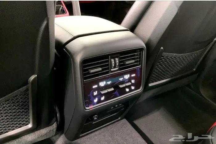 سيارة بورش كايين ابيض Porsche Cayenne AWD SUV موديل 2024 25