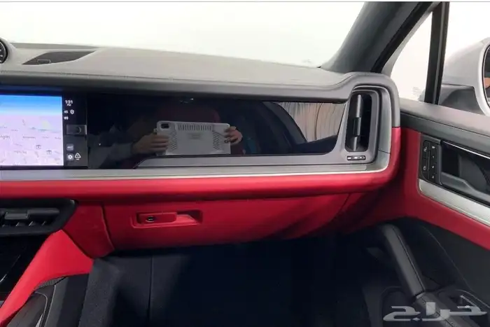 سيارة بورش كايين ابيض Porsche Cayenne AWD SUV موديل 2024 23