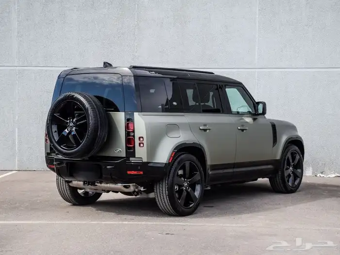 لاند روفر ديفندر Land Rover Defender X-Dynamic SE موديل 2023 2