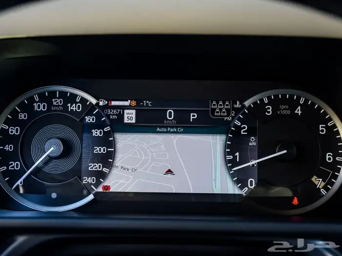 لاند روفر ديفندر Land Rover Defender X-Dynamic SE موديل 2023 15