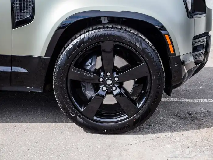 لاند روفر ديفندر Land Rover Defender X-Dynamic SE موديل 2023 5