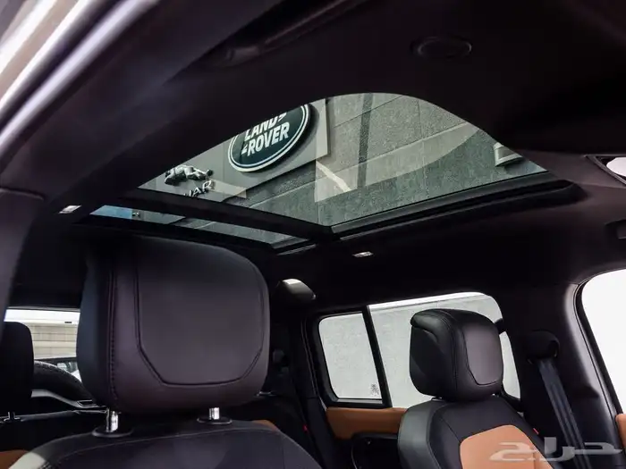 لاند روفر ديفندر Land Rover Defender X-Dynamic SE موديل 2023 13