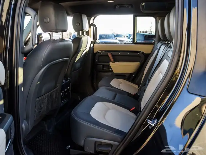 لاند روفر ديفندر Land Rover Defender X-Dynamic SE موديل 2023 7