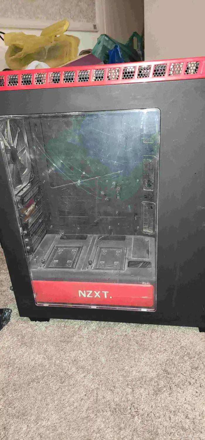 قطع PC كمبيوتر مستعمل معالج رايزن5600x مذربورد كرت رامات كيس 9