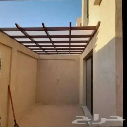حداد سندوتش بنل ومظلات وسواتر وجميع اعمال الحداده 0