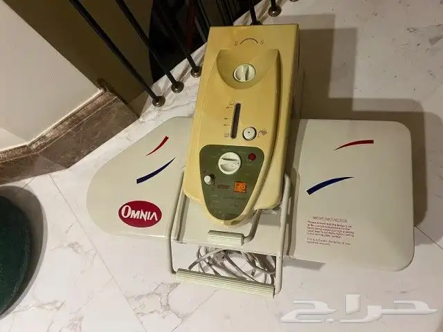 مكواة ملابس 1