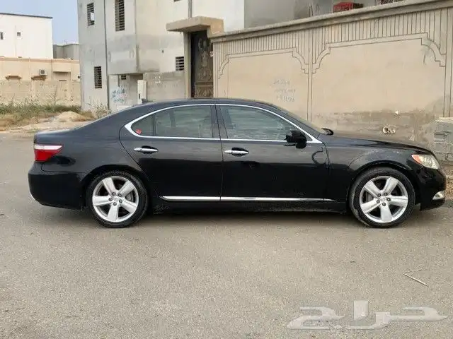 لكزس 460 LS. موديل 2008 5