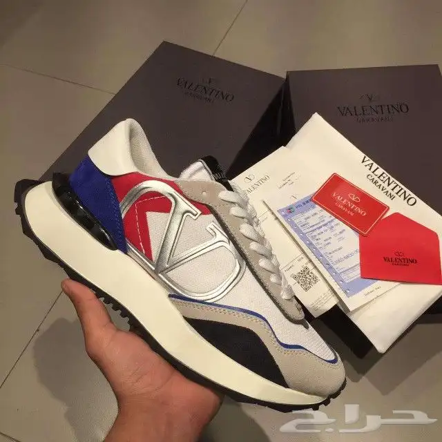 شوزات نيوبلانس جاكيموس نايك أديداس 27