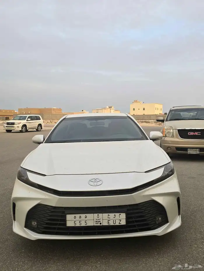 تويوتا كامري ماشي 6000 الاف فقط بدي وكالة 1