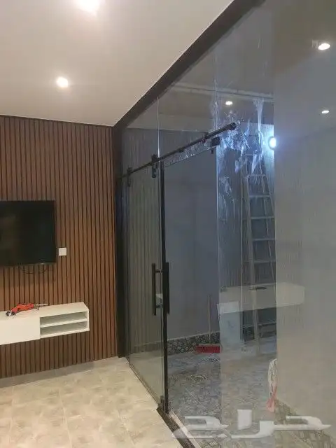 مجلس وغرف ومستودعات ومظلات سيارة وجميع انواع اعمال الحداده 4