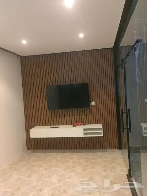 مجلس وغرف ومستودعات ومظلات سيارة وجميع انواع اعمال الحداده 1