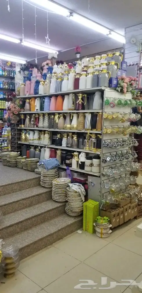 رفوف سوبر ماركت استندات صيدلية خانات مستودعات 1