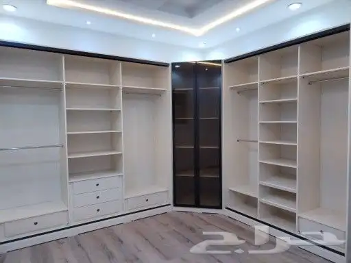 بيت الخزائن 4