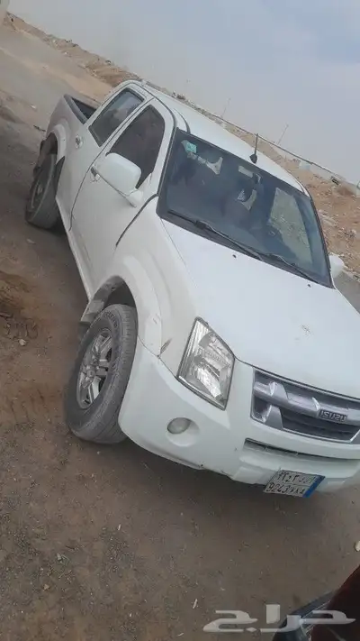 ايسوزو وانيت2012 8 1
