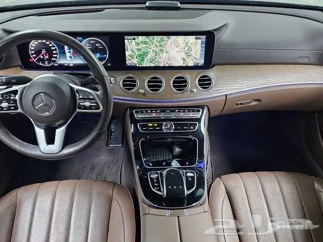 مرسيدس E300 4MATIC 2020 10