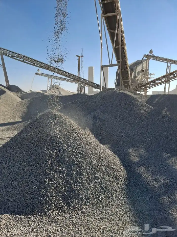 بحص ابيض ورمل ابيض واحمر وصبيز واسفلت 6