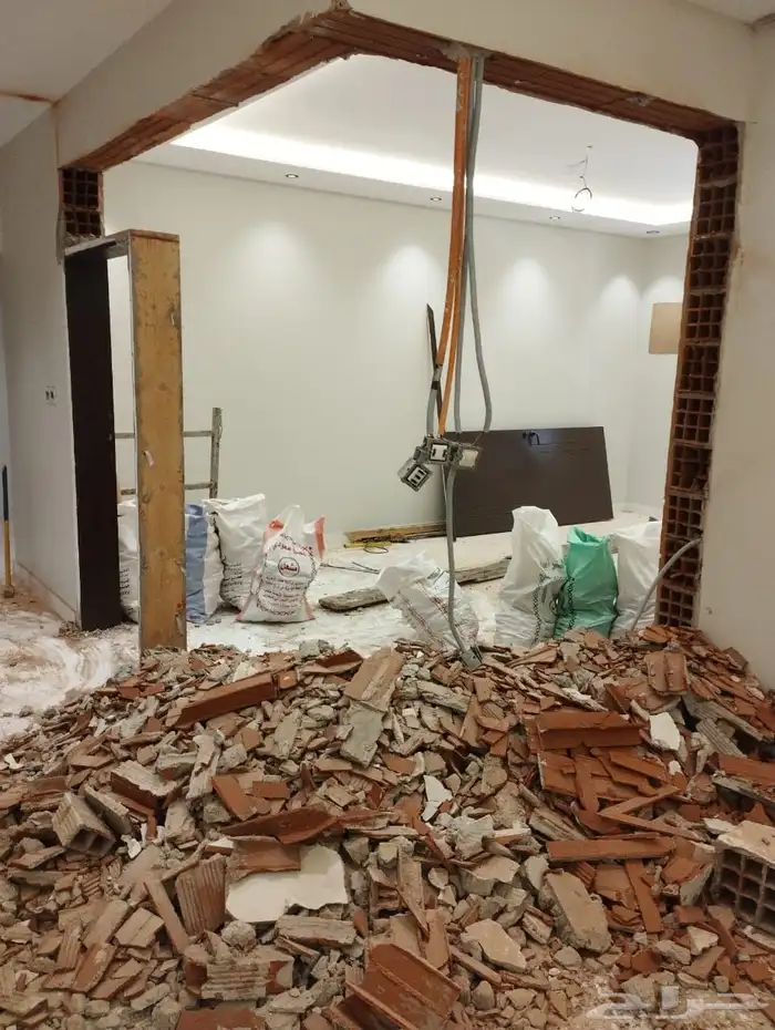 تكسير وتراميم ولياسه قص جدران فتح أبواب شبابيك تركيب بلاط 8