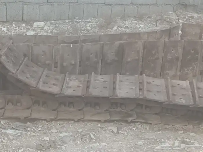 جنازير دركتر كوماتسو حجم 65 وكذلك 85 4