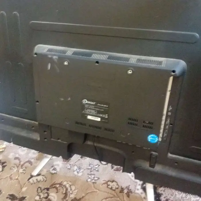 شاشه دنسات 53 بوصه بدون تطبيقات التحكم بل ريموت 0