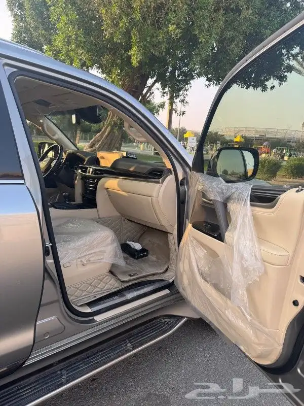 لكزس 570 LX تيتانيوم 2020 20