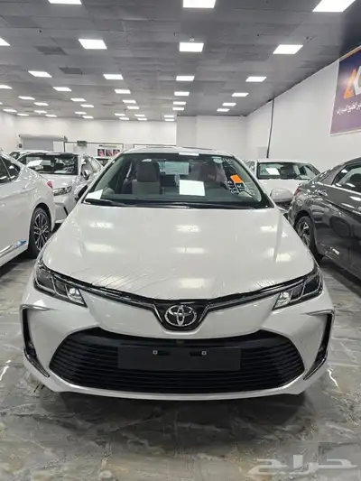 تويوتا كورولا 2.0 XLI فتحة 2025 ابيض 0