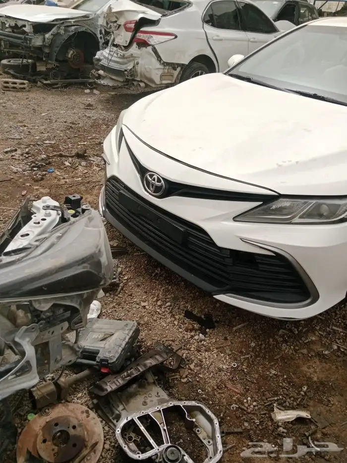 تشليح لبيع قطع غيار كامري بنزين   هايبرد  قراندي خليجي 0