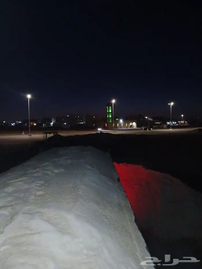 رمل ابيض بطحة تيماء صندوق 26متر حمول فل. بطحه نضيف ابيض 1