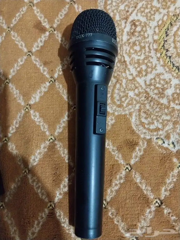 مايك او مكريفون AKG فانتوم البولندي اللصلي 4