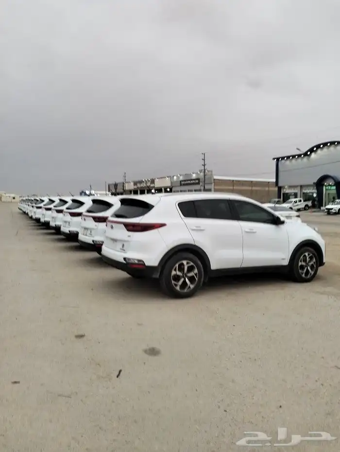 كيا سبورتاج 14 حبه موديل 2021 نص فل بنزين دبل 1