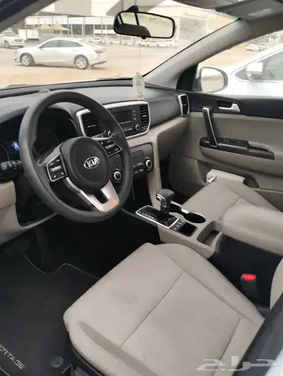 كيا سبورتاج 14 حبه موديل 2021 نص فل بنزين دبل 9