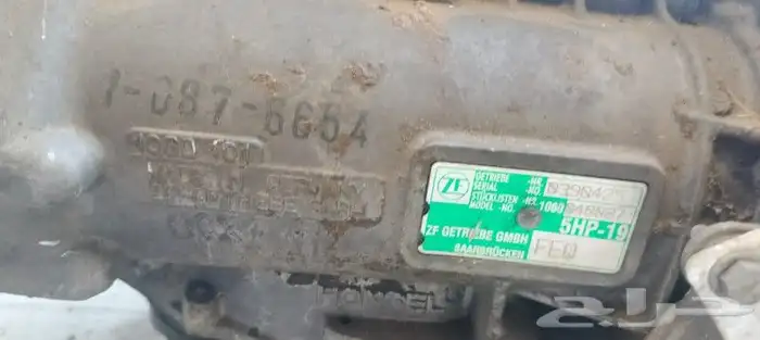 للبيع قير اودي دفع رباعي يركب على عدة موديلات a6...a8 0