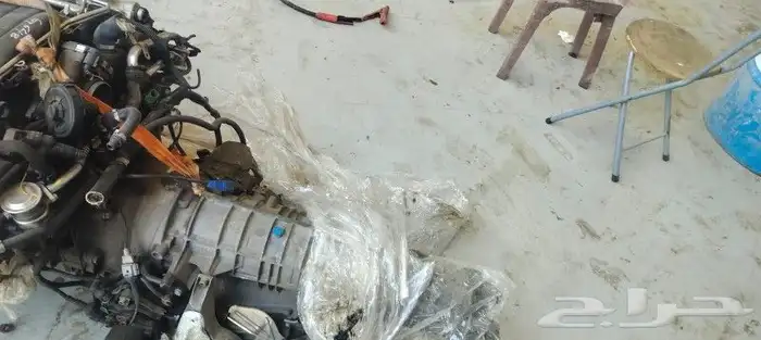 للبيع قير اودي دفع رباعي يركب على عدة موديلات a6...a8 7