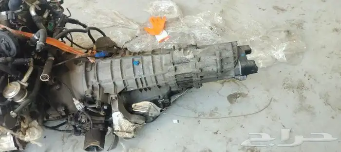 للبيع قير اودي دفع رباعي يركب على عدة موديلات a6...a8 2