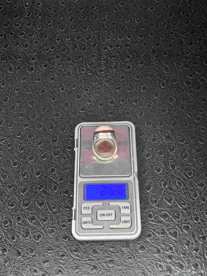 خاتم فضة بحجر عقيق مميز تفصيل يدوي 6