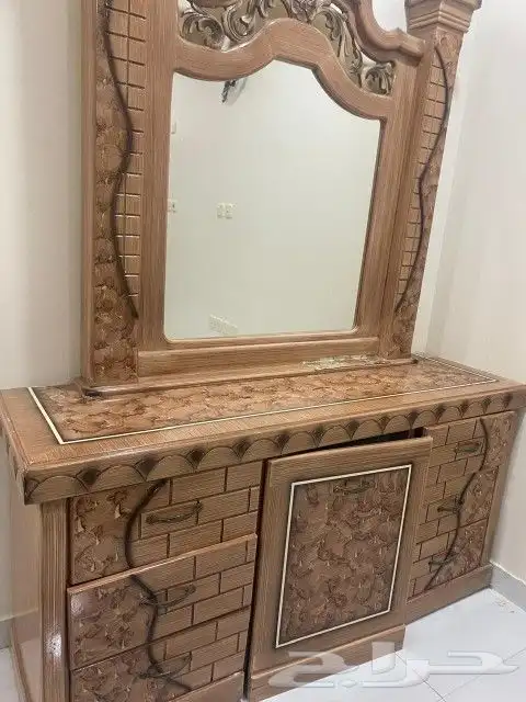 تسريحه بي300 ريال خشب قوي 1