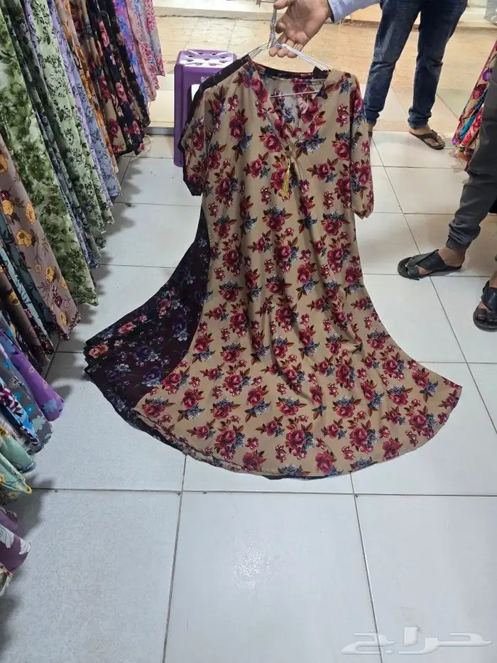 ملابس نسائي 18