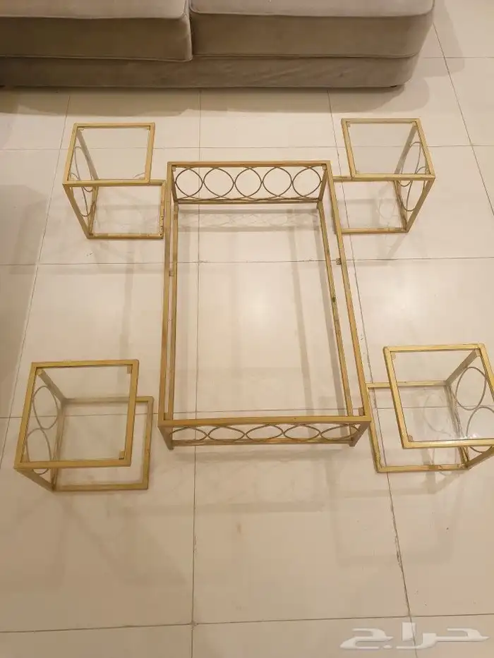 طقم طاولات ارضيه مكونه من 5 قطع 0