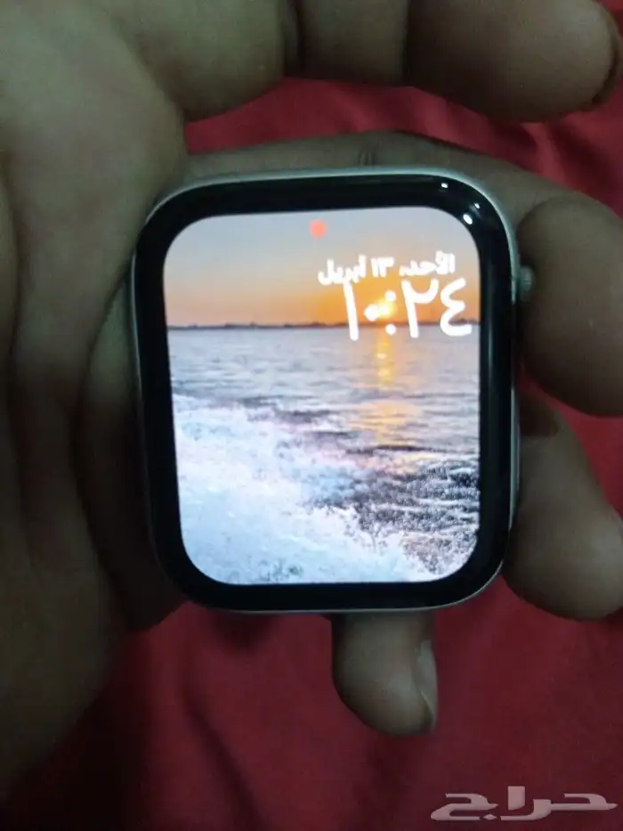 ساعه ابل الاصدار السابع أمورها تمام ب800 0