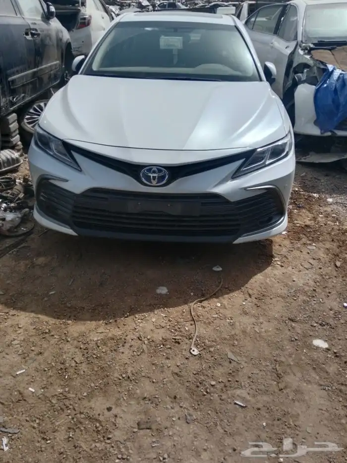 تشليح لبيع قطع غيار كامري بجميع انواعها من موديل 2018الى2025 1