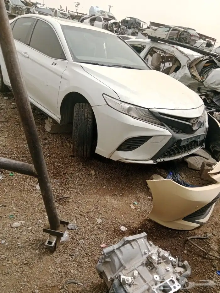 تشليح لبيع قطع غيار كامري بجميع انواعها من موديل 2018الى2025 8