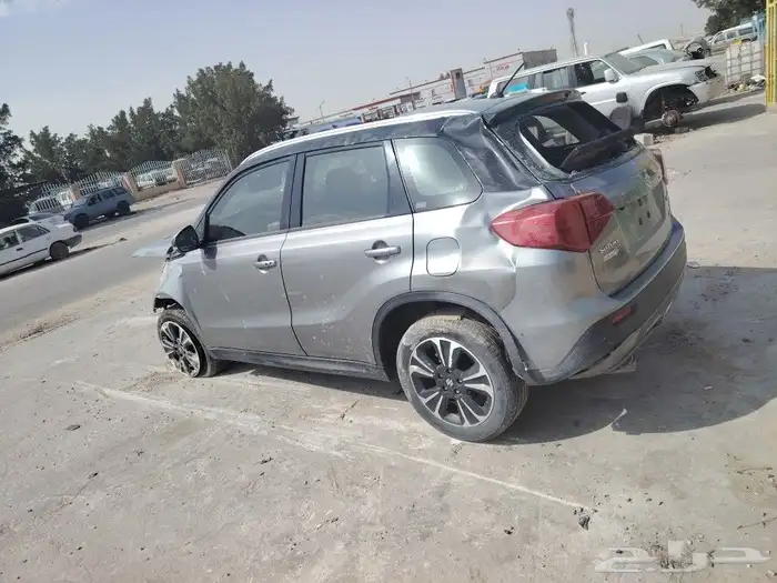 سوزوكي فيتارا 2022 2