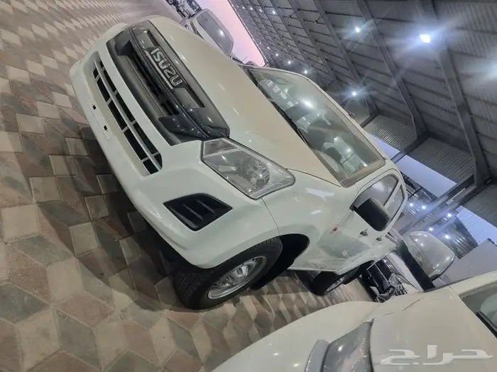 ايسوزو دي ماكس غمارتين 2025 ستاندر دبل 1