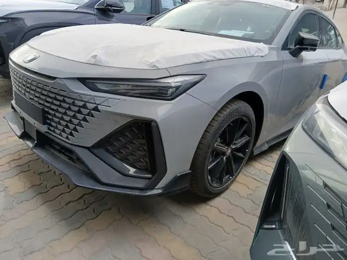 شانجان يوني في سبورت موديل 2025 1
