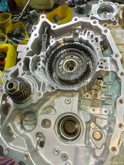 Nissan  Sentra Cvt Gearboxجربكس Model  2015 Reparing توضىب 3