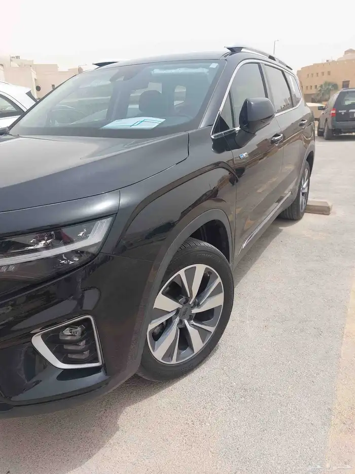 للبيع جيلي اوكافانجو 2022 فل كامل بسعر 49500 9
