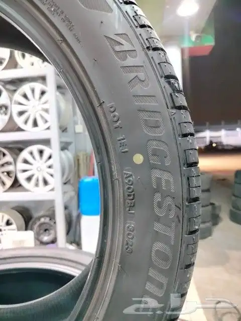 طقم كفرات برجستون 255 45 20 2