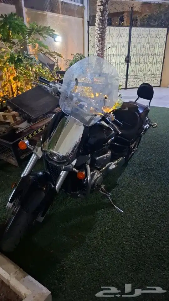 سوزوكي بوليفارد m109r 0